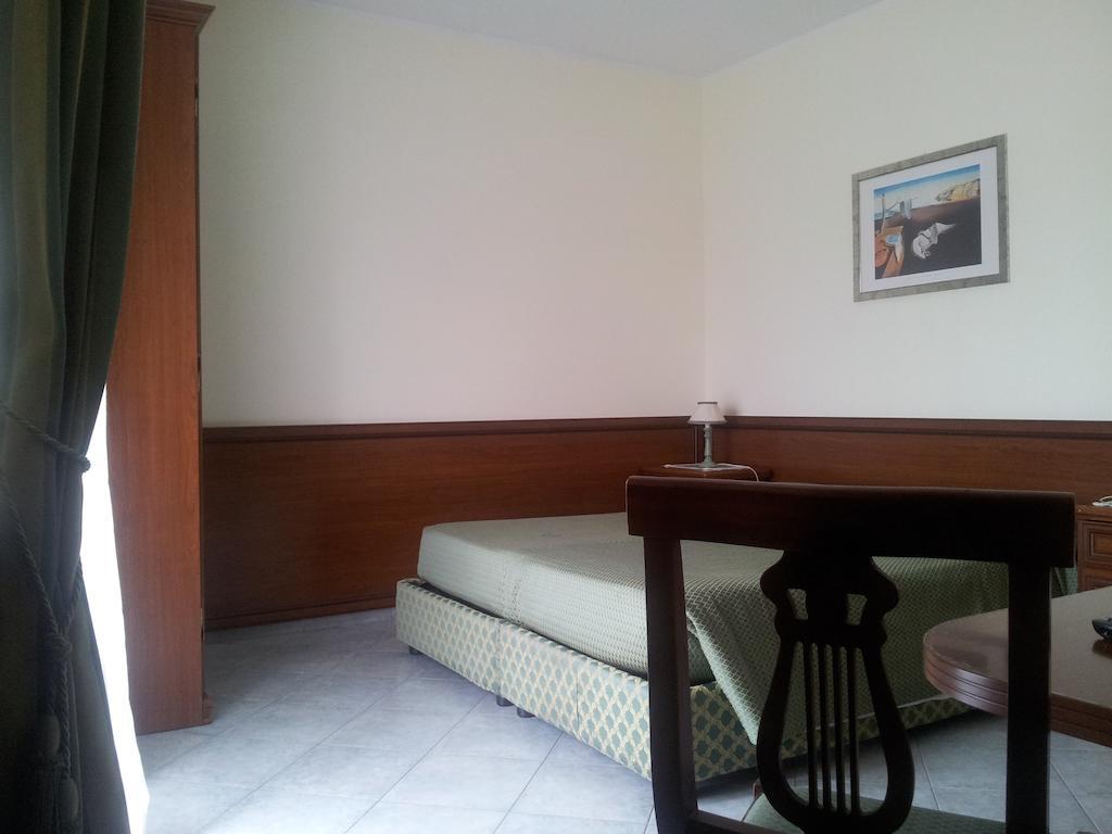 רומא Hotel Octavia מראה חיצוני תמונה