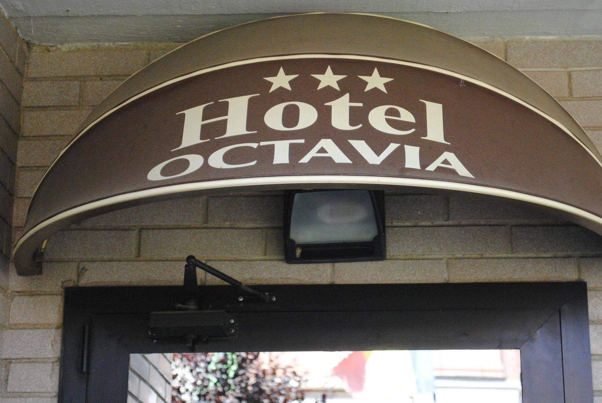 רומא Hotel Octavia מראה חיצוני תמונה