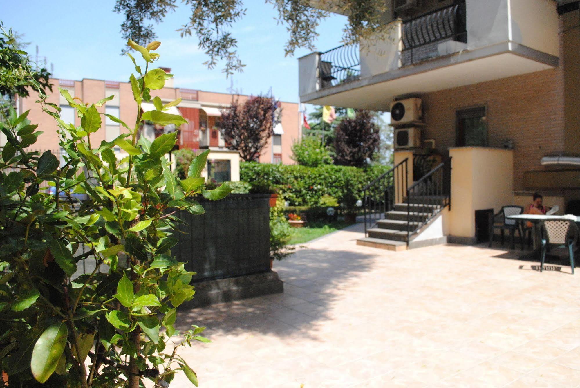 רומא Hotel Octavia מראה חיצוני תמונה