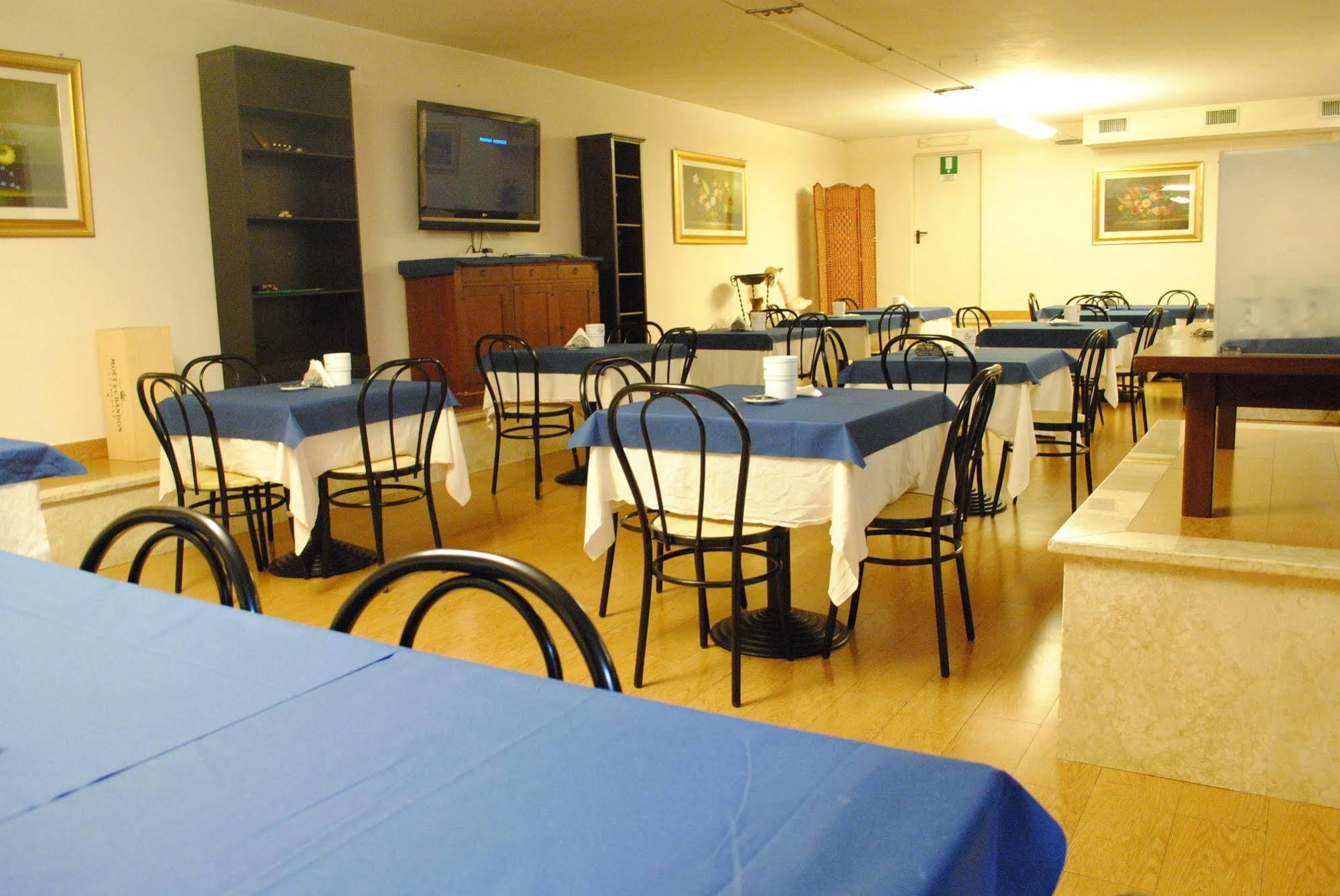 רומא Hotel Octavia מראה חיצוני תמונה